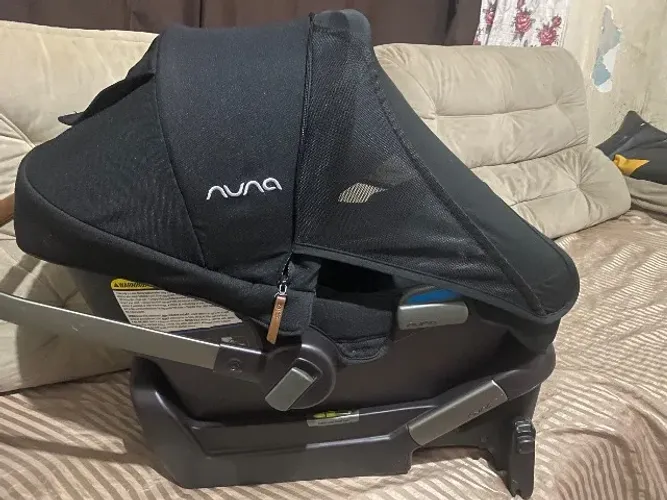 Bebê conforto nuna premium 