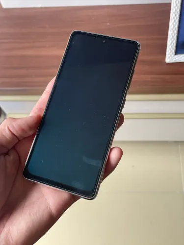 S20 fe tela original super bom o celular 