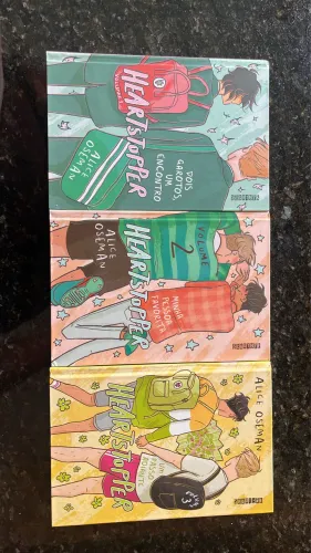 Livros heartstopper 3 volumes