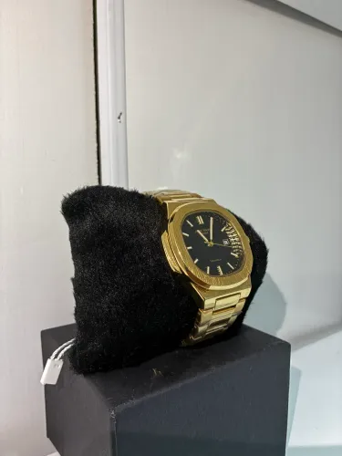 Relógio Patek Philippe Dourado