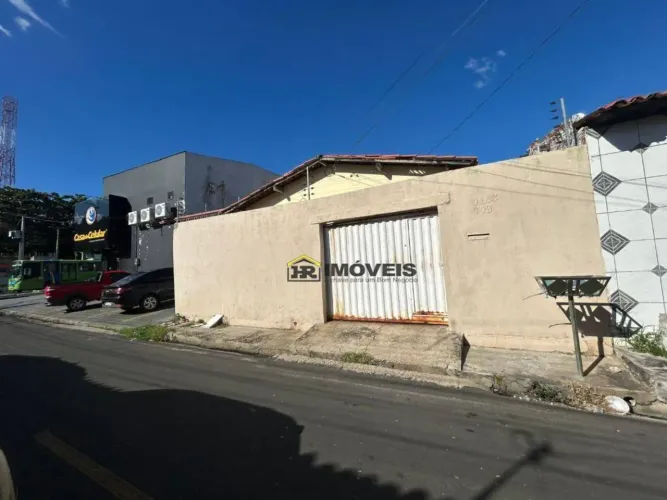 Casa comercial à venda em avenida de grande fluxo no bairro Itararé