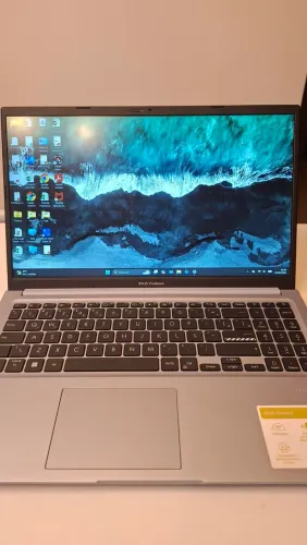 Notebook Asus VivoBook i5