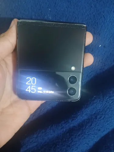Galaxy zflip 3 5g tela queimada