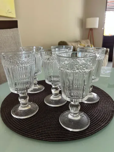 Conjunto com 6 taças