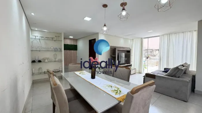 CASA | 2 RESIDÊNCIAS | 6 QUARTOS | 3 VAGAS | BAIRRO TIJUCA - CONTAGEM