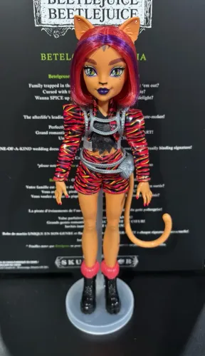 Boneca Monster High Toralei G3 Fearbook