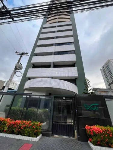 Apartamento a Venda 75m² - 2 Quartos Andar alto Nascente Parcial 1 vaga - Ed Rio Verde