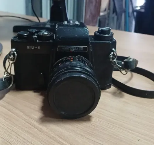 Câmera de Filme 35mm Black Argus CR-1 (NO ESTADO)