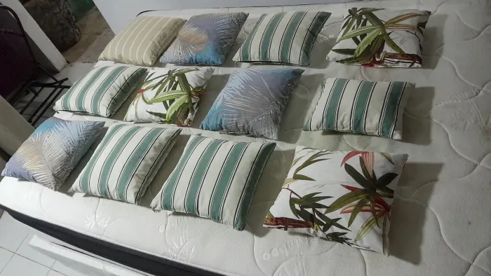 Almofadas em tecido impermeável