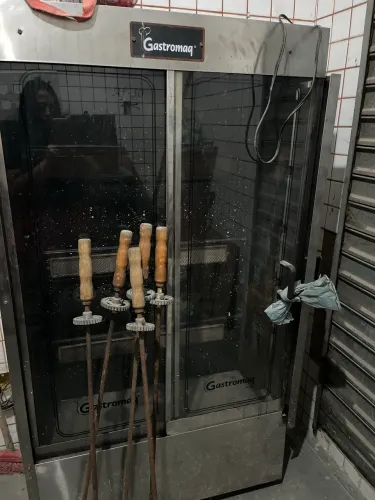 Vendo uma frangueira