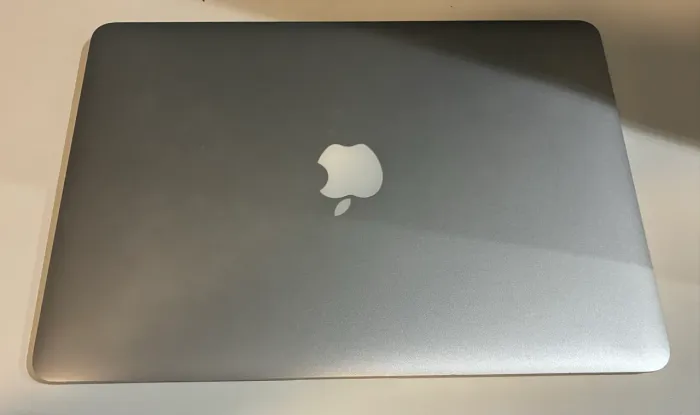 MacBook Air 13 polegadas Intel i5 | 4GB RAM | SSD 128GB