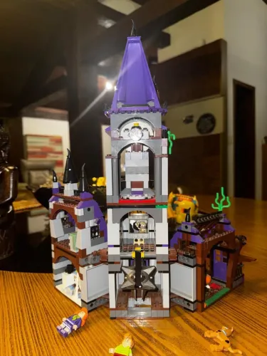 LEGO Scooby-Doo Mystery Mansion 75904 + Minifigs