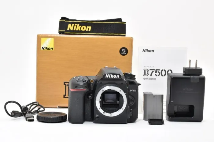 Câmera Nikon D7500 Corpo Nova 