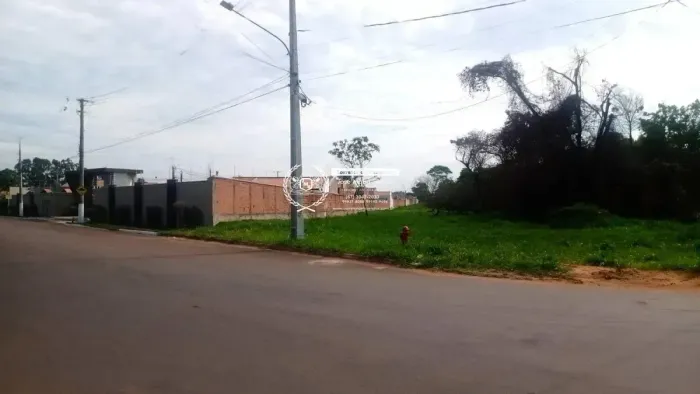 Área 8.940m² p/ lançamentos imobiliários - Próx. AV: Três Barras