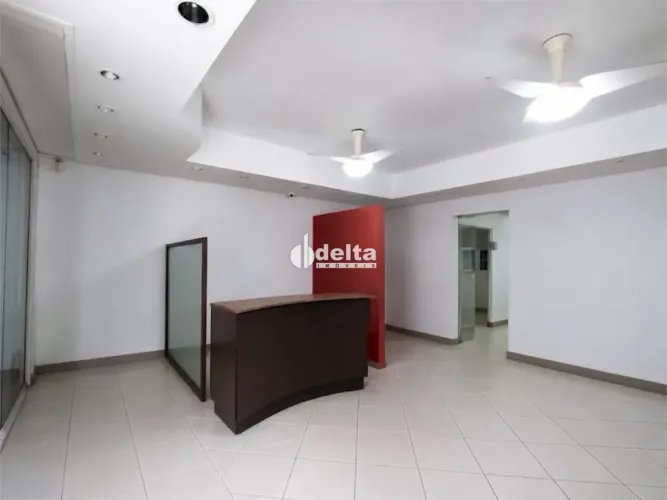 Loja disponível para locação no bairro Centro em Uberlândia-MG