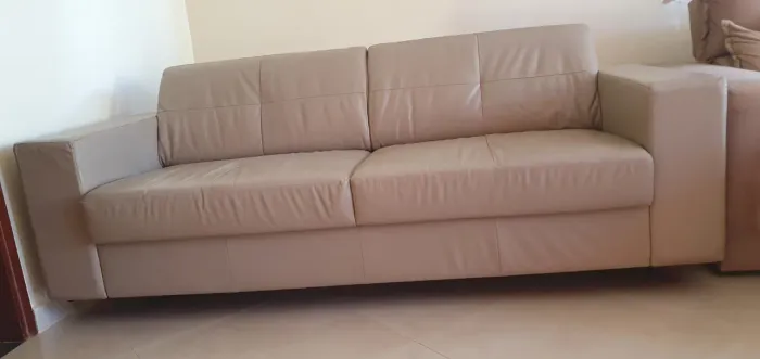 sofá couro legítimo