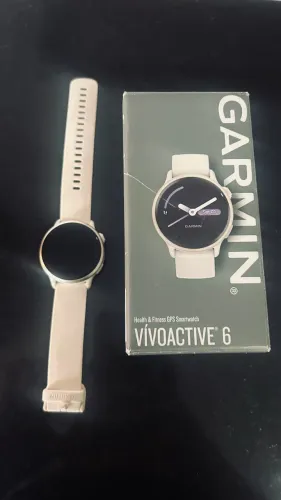 Garmin Vivoactive 6 - Praticamente novo, com caixa e cabo
