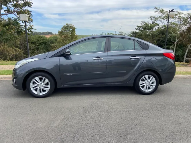 Hyundai HB20S Premium 1.6 Flex 16V Aut. 4P 2014