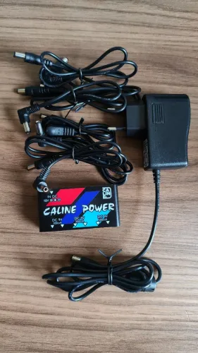 Fonte Caline CP-02 para 6 pedais