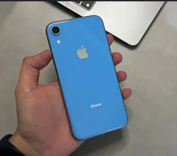 iPhone XR