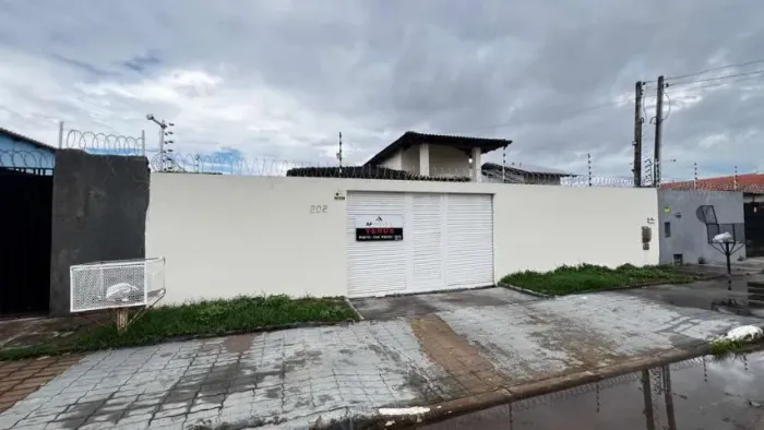 Casa para Alugar no bairro Cidade Satélite