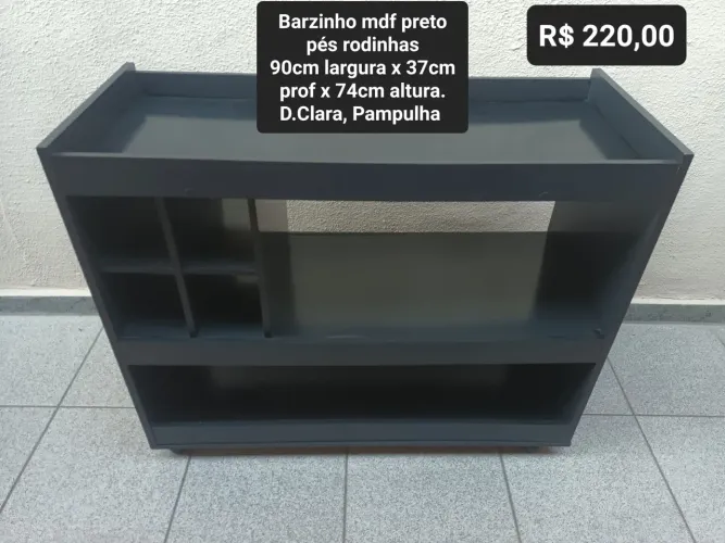 Barzinho mdf preto com pés rodinhas