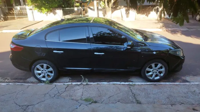 Renault Fluence Sedan Privilège 2.0 16V Flex AUT 2013