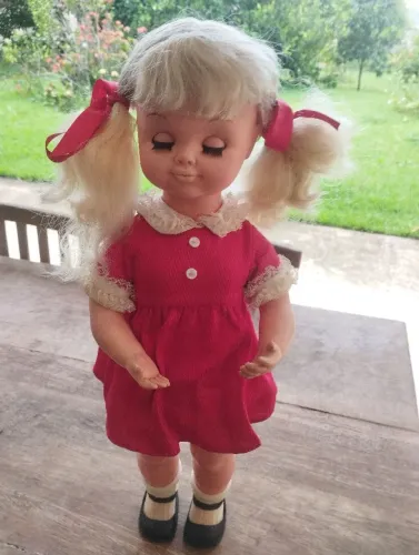 Boneca mãezinha antiga 