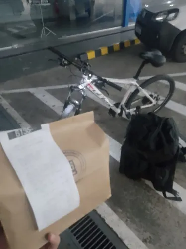 Bicicleta bom para trabalhar de entrega
