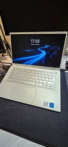 Laptop Dell 5402 (24gb ram 750 SSD nvme)