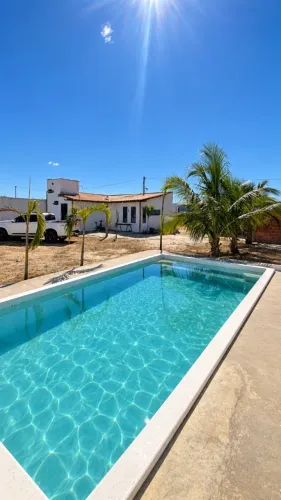CASA/CHALÉ À VENDA NA APARECIDA - Troco em Carro