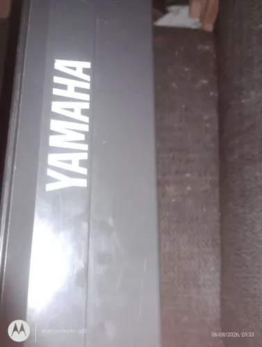 Teclado Yamaha barato pra sair hoje