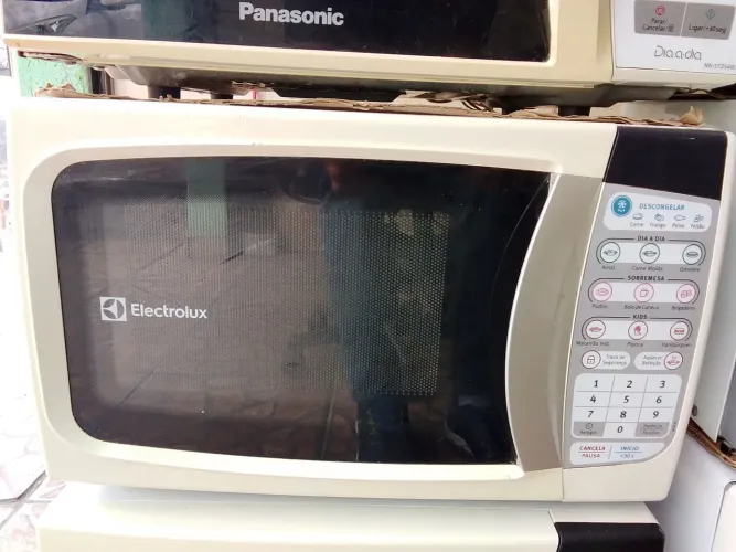 Microondas Electrolux 20 ltrs