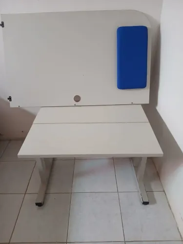 MESA / Cabine de atendimento ou call center