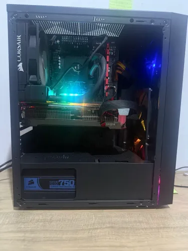 PC Gamer RYZEN 7 5700x excelente estado