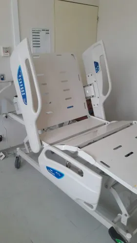 Cama Hospitalar elétrica Luxo 12 movimentos
