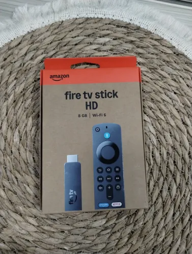 Fire tv stick praticamente novo