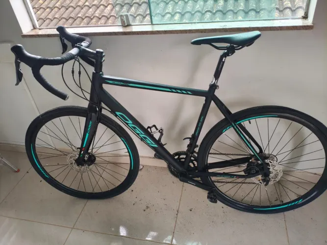 Bicicleta Oggi Velloce Disc novíssima!