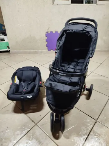 Carrinho de bebê