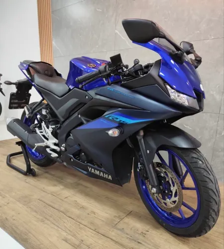 Yamaha R15