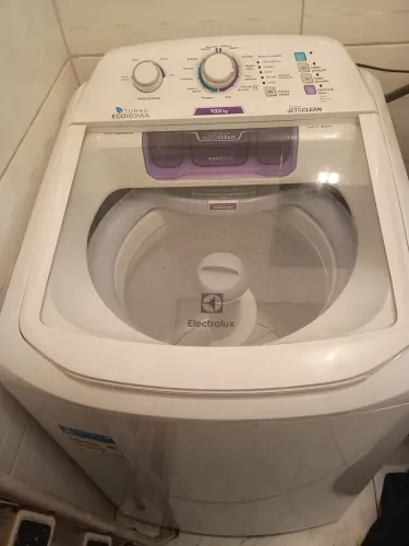 Máquina de lavar roupa Eletrolux 10,5 kg