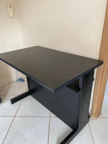 Mesa auxiliar para escritório