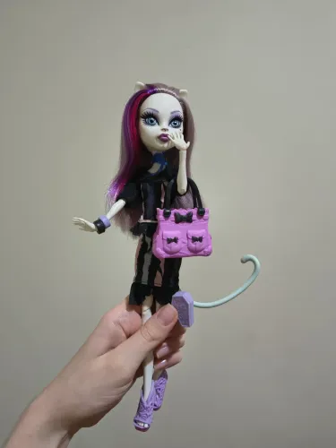 Catrine - Monster High