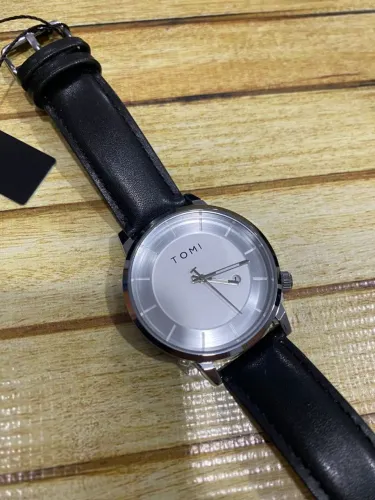 10% OFF no Pix ? Relógio Masculino TOMI - Elegância Minimalista para o Dia a Dia