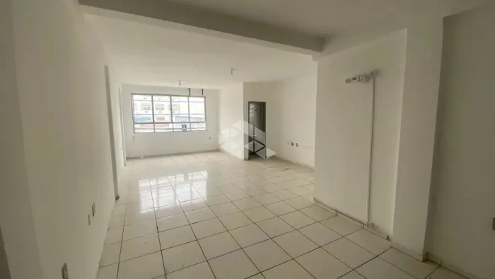 Sala comercial no centro de Esteio