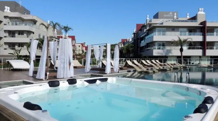 Imóvel para aluguel tem 81 metros quadrados com 2 quartos em Campeche - Florianópolis - SC