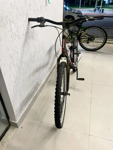 Bicicleta Caloi conservada aro 26