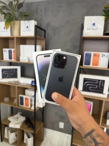 iPhone 14 Pro 128GB. Divido na minha maquina de cartão