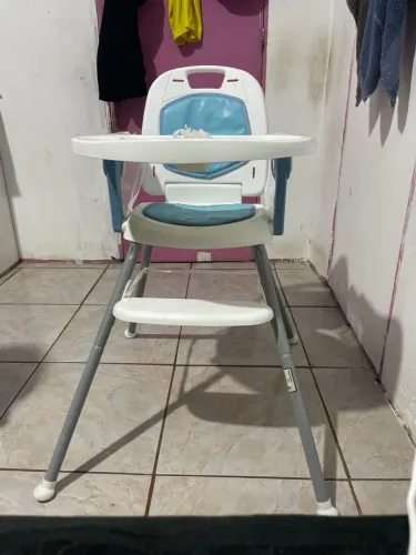 Cadeira de alimentaçao