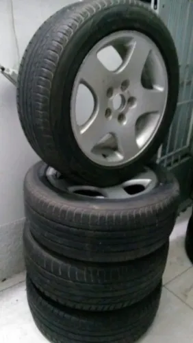 Vendo jogo de roda16 pneus 205/55